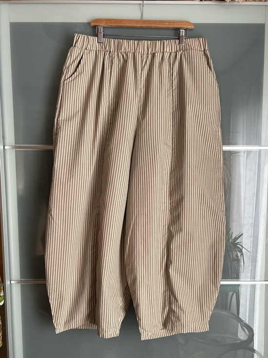 Boheme Goods Pants - Boheme Goods Stripe Barrel Pants in sz L/XL